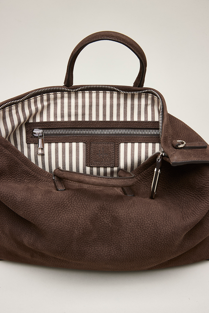 Aiko M Nabuk Dk Brown