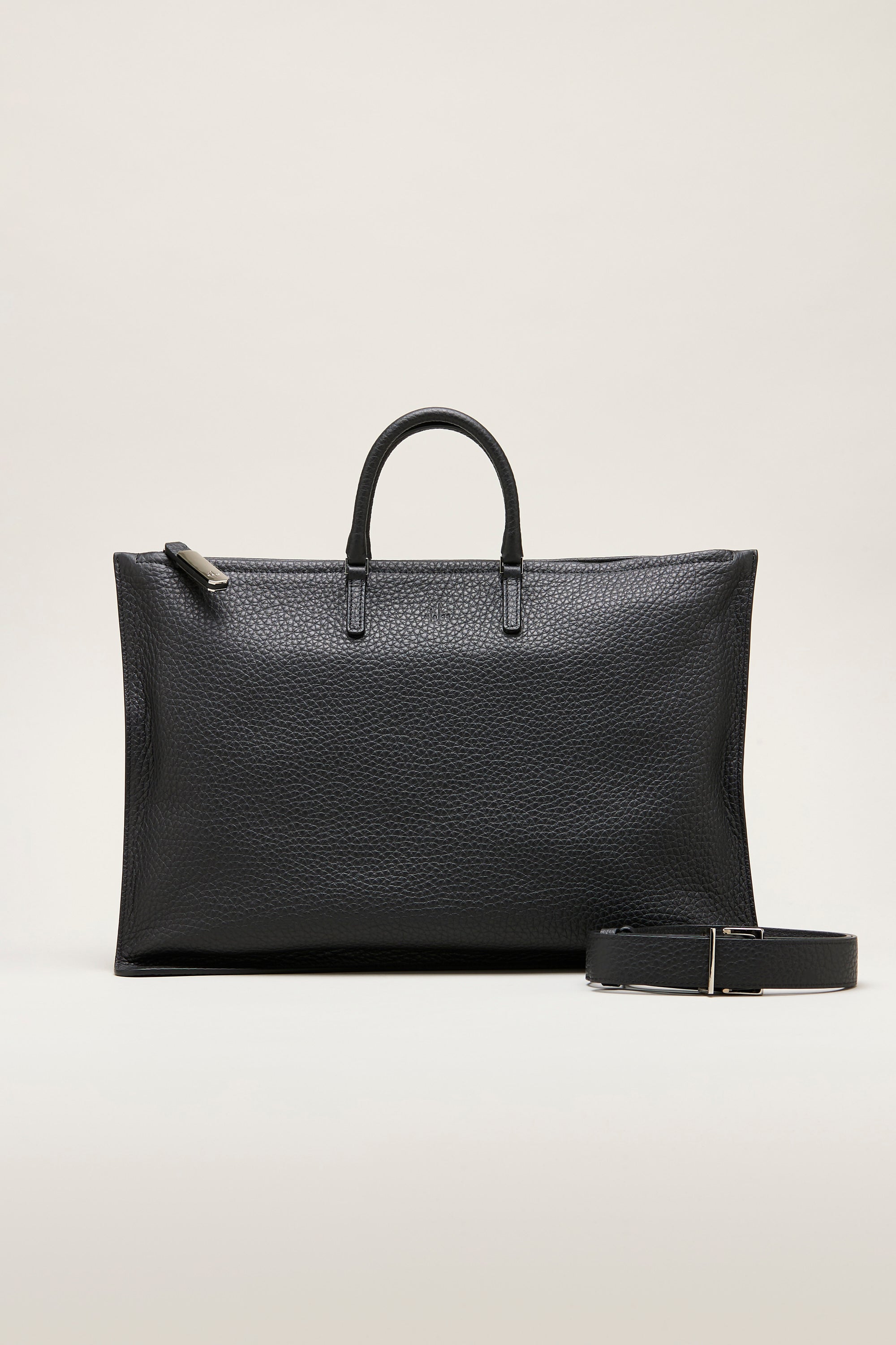 Aiko M Full Grain Nero