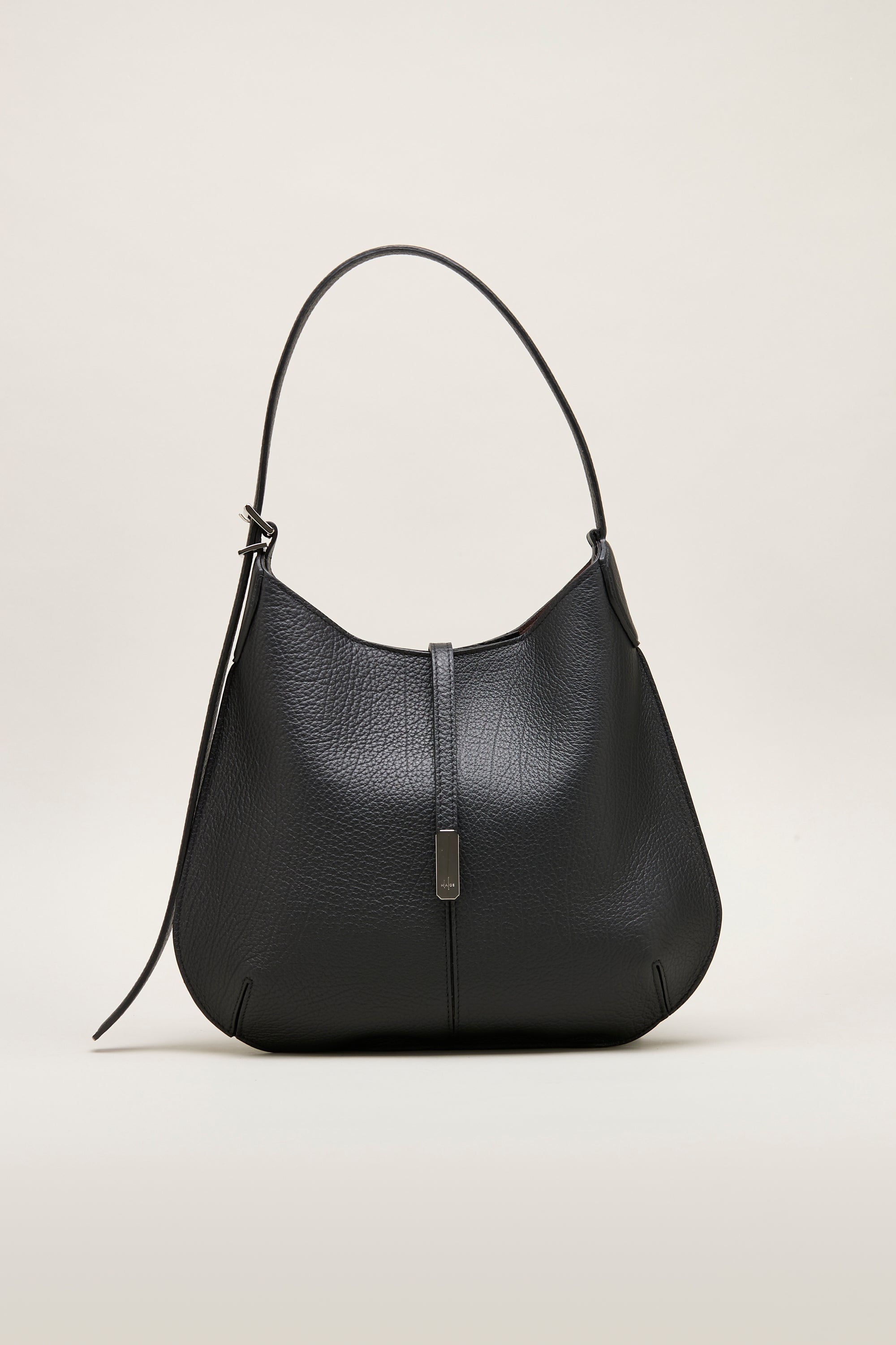 Augusta M Bisonte Nero