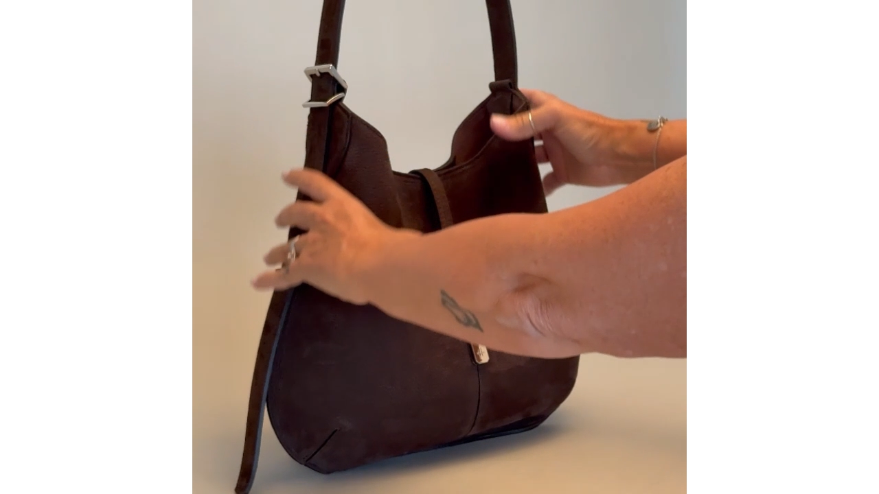 Carica video: 